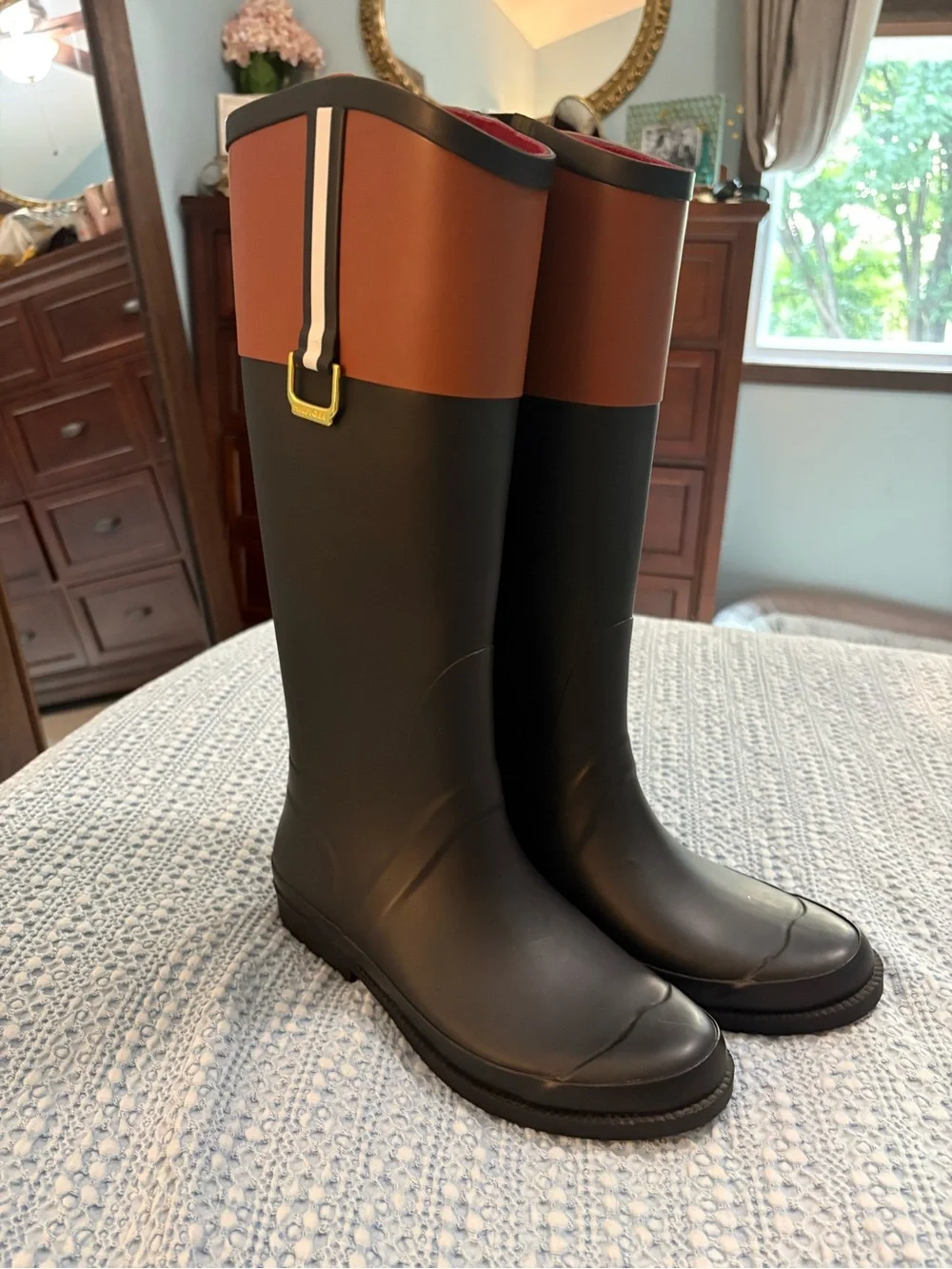 Tommy Hilfiger Viktoria Tan & Black Equestrian Riding Tall Rubber Boots sz 8